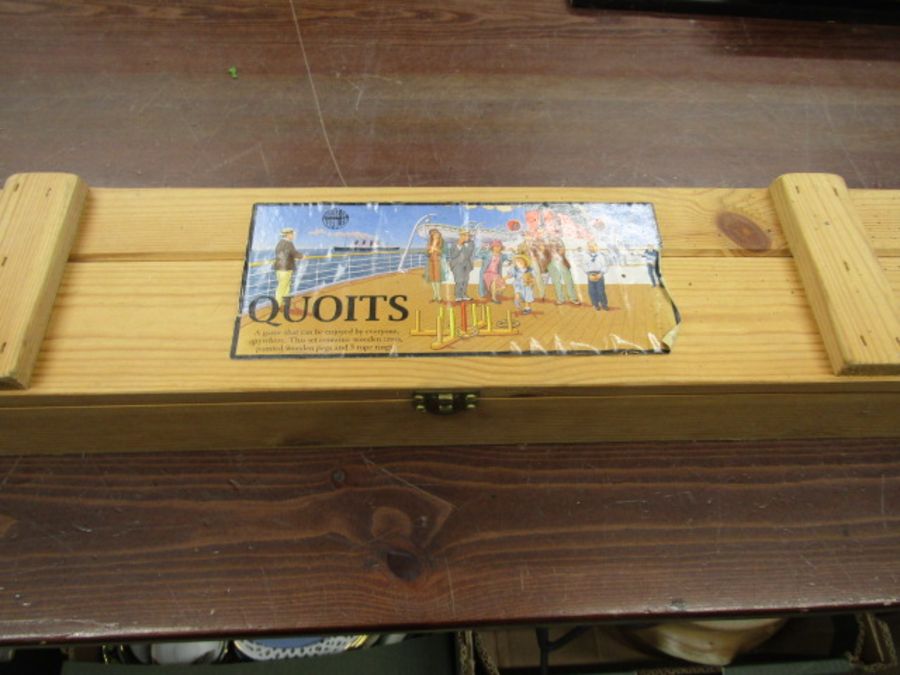 Qouits boxed game