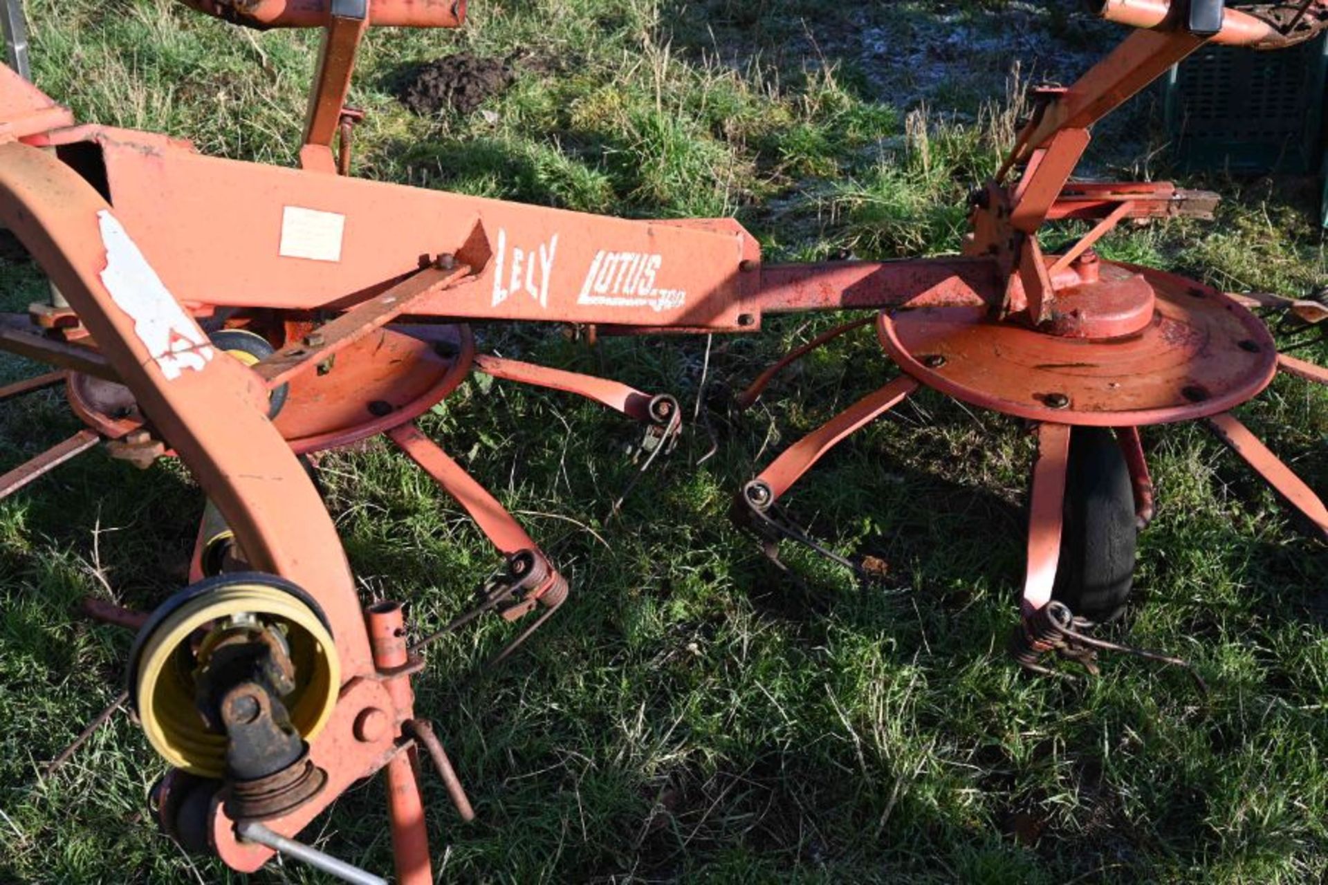 Lely lotus 300 hay turner - Image 2 of 2