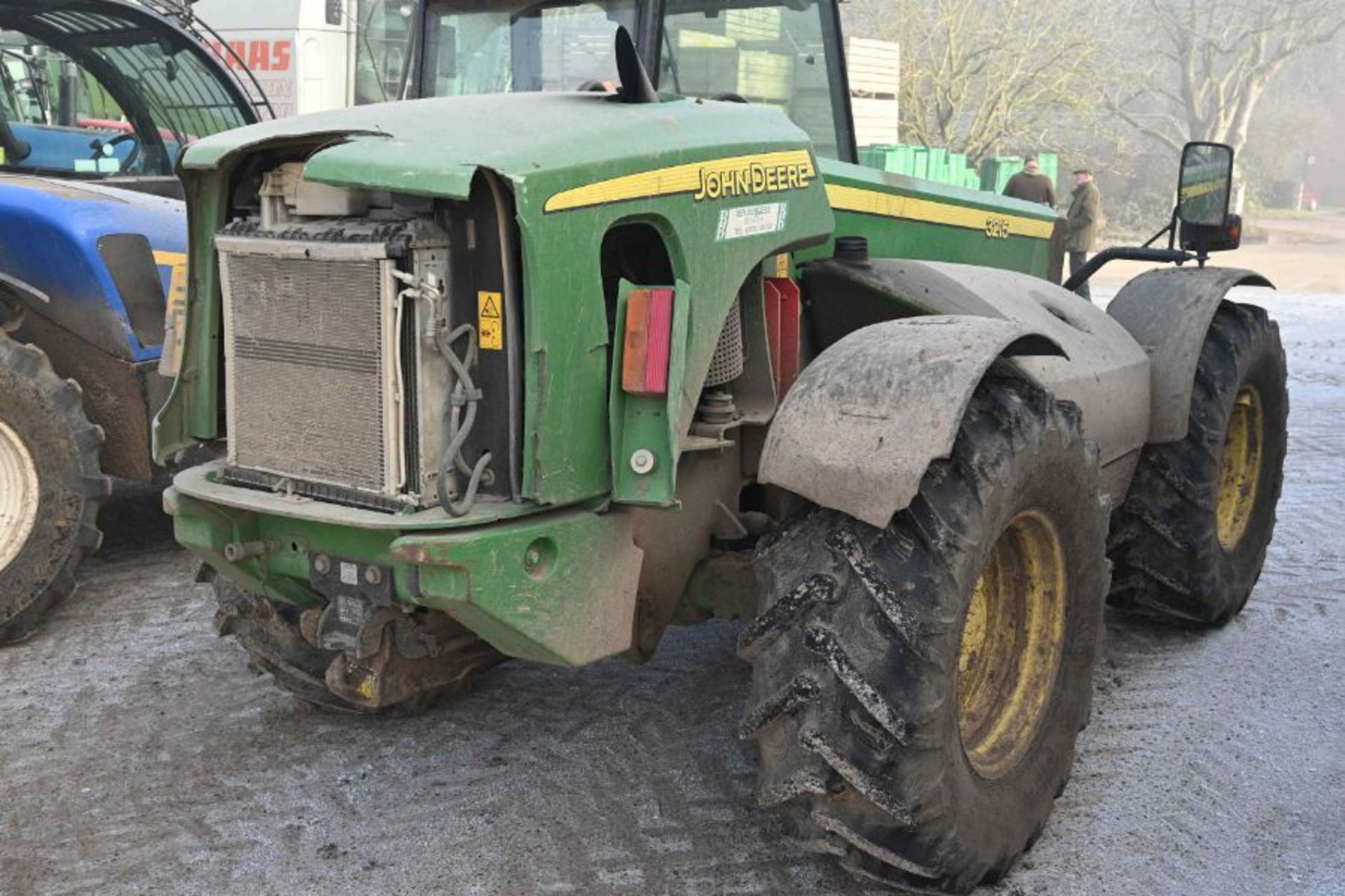 John Deere 3215 two wheel drive telehandler / 05 plate / hours 9519 - Image 6 of 11