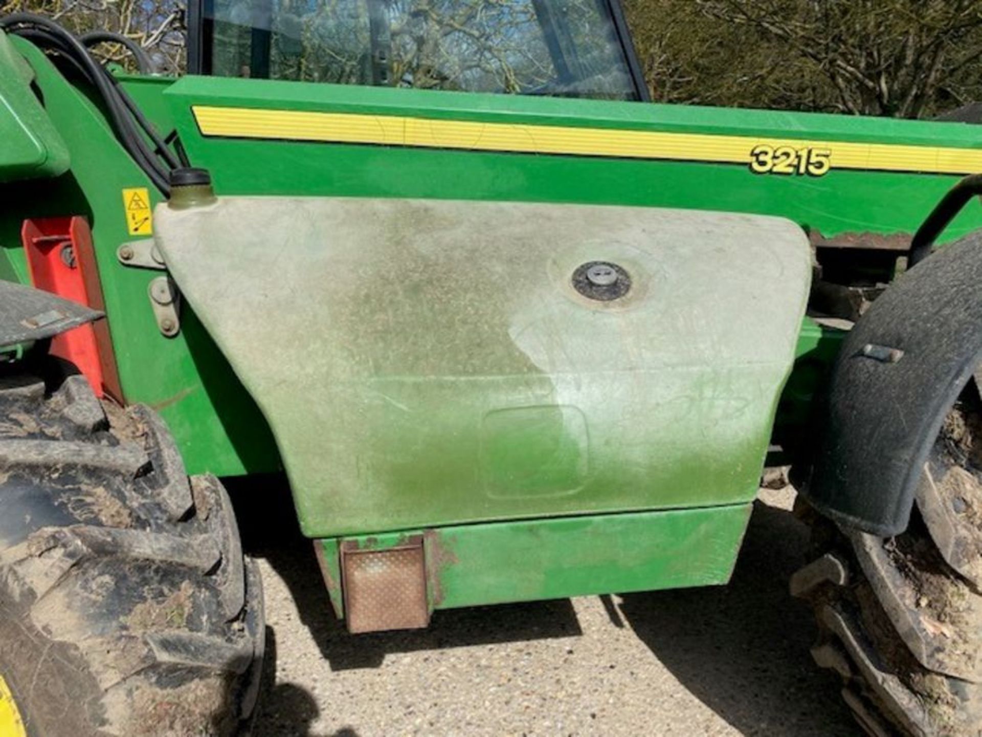 John Deere 3215 two wheel drive telehandler / 05 plate / hours 9519 - Image 11 of 11