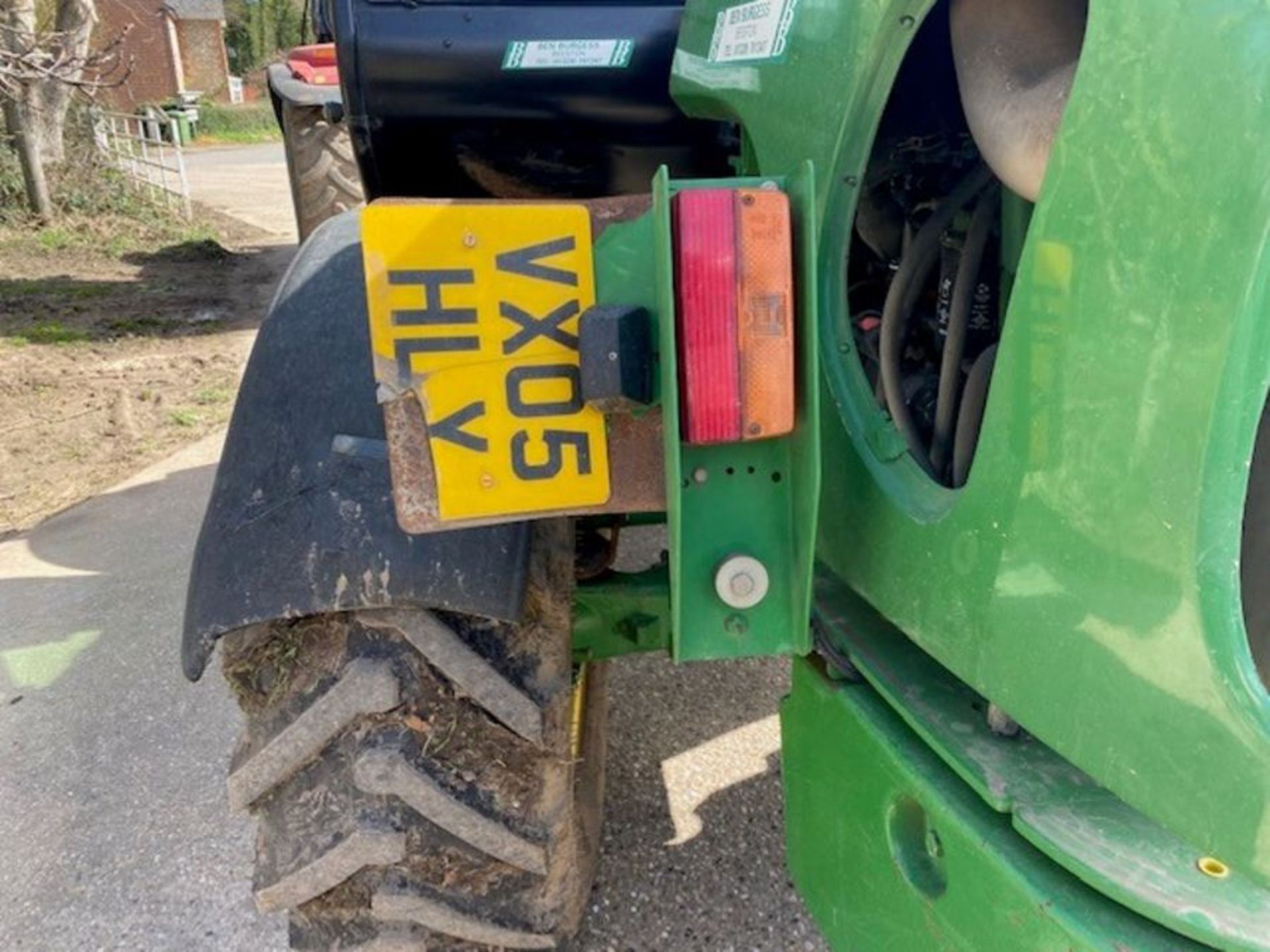 John Deere 3215 two wheel drive telehandler / 05 plate / hours 9519 - Image 7 of 11