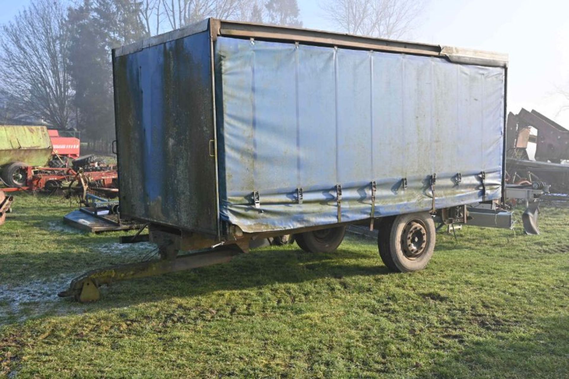 single axle curtain sided trailer
