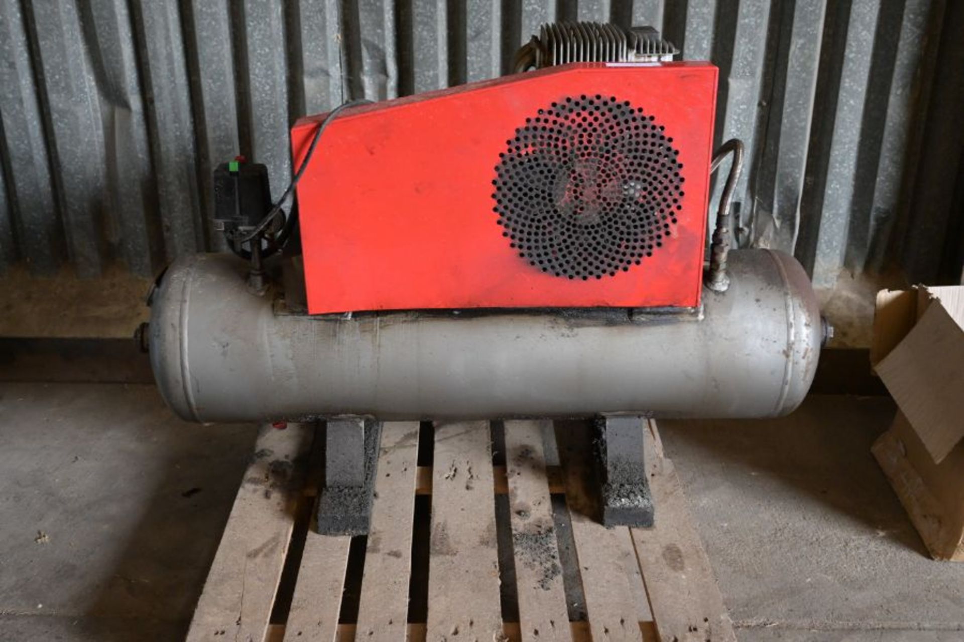 A 3 phase workshop air compressor