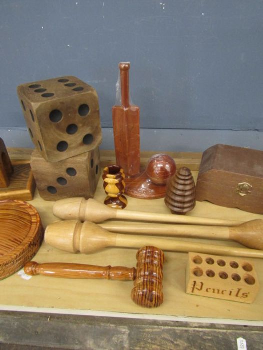 Collection of treen items including gavel and press etc - Image 3 of 4