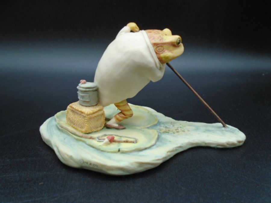 3 Border Fine Arts 'World of Beatrix Potter Figurines' - Jeremy Fisher Punting BP9 (2.75" tall), Mrs - Image 5 of 9