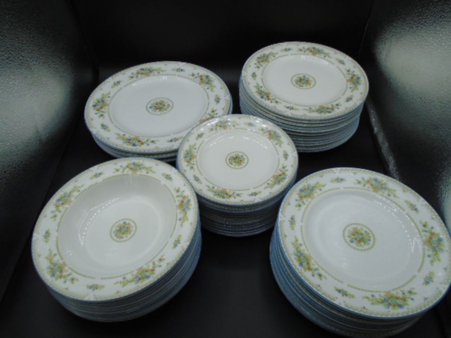 Wedgwood Petersham part-dinner service R4536 comprising 40 various sizes of plates and 10 bowls, - Image 4 of 5