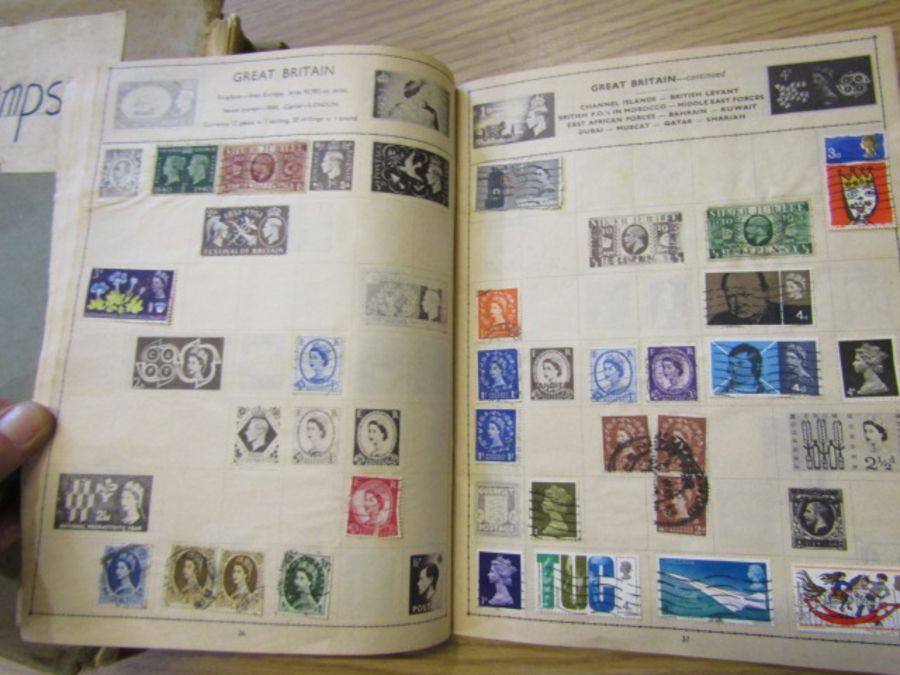 2 stamp albums, around the world, mixture of full and empty pages - Image 3 of 10