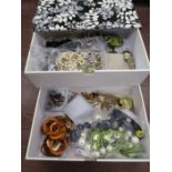 Costume jewellery in drawered box