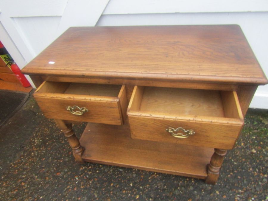 2 Drawer oak lowboy with brass handles H77cm W91cm D46cm approx - Image 4 of 4