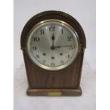 Oak cased Westminster chime mantel clock with brass presentation plate, in working order with
