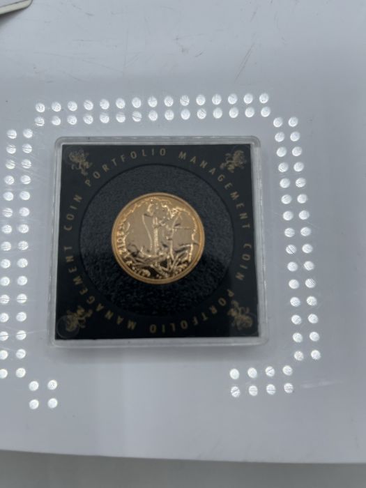 Sovereign - UNITED KINGDOM. Elizabeth II, 1952-2022 Gold sovereign, 2012. Royal Mint. Proof. - Image 3 of 3