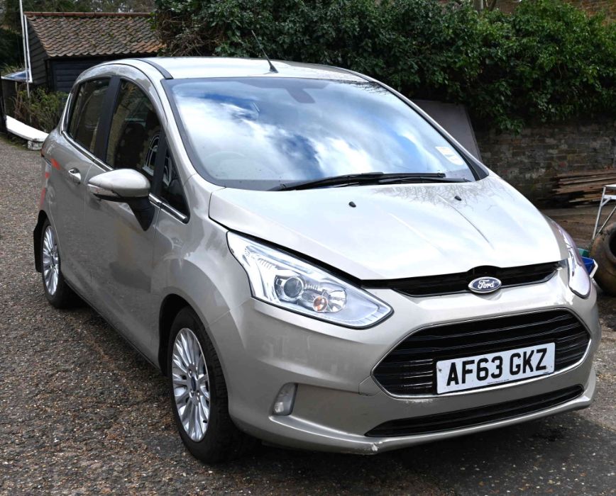 Ford B-Max 1.0T EcoBoost Titanium