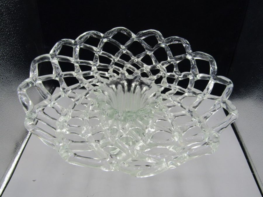 A large glass fruit basket - Image 2 of 4