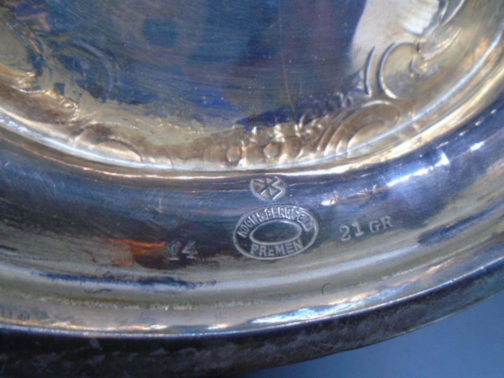 A collection of silver plated items to include a bowl by Koch & Bergfeld, Bremen from a liner - Image 3 of 4