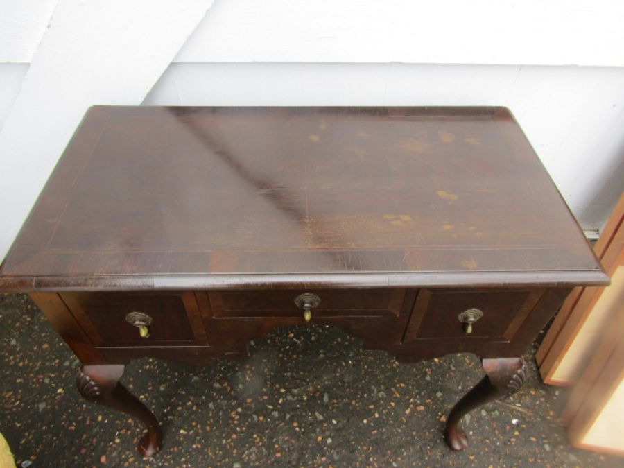 Victorian lowboy with stool - Image 3 of 8