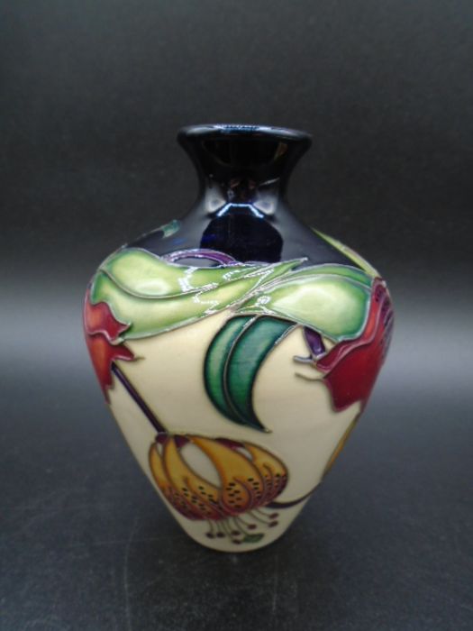 3 Moorcroft Anna Lily pattern small vases design by Nicola Slaney, impressed and painted marks to - Image 6 of 10