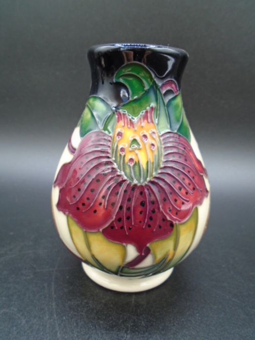 3 Moorcroft Anna Lily pattern small vases design by Nicola Slaney, impressed and painted marks to - Image 8 of 10