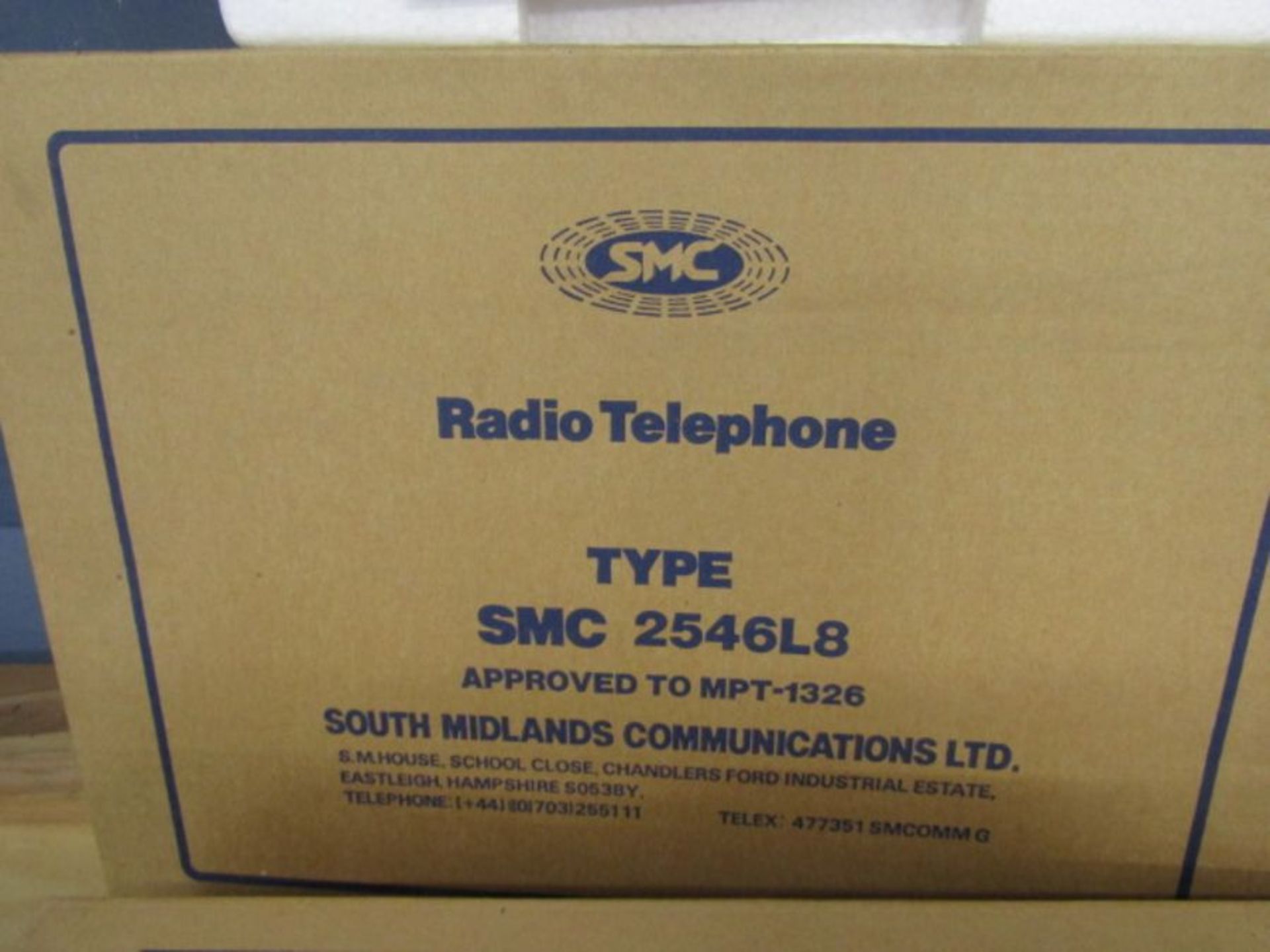 2 Cb radio's c/w microphones (radio telephones) smc2546L8 - Image 2 of 5