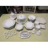 Johnson Brothers Eternal Beau dinner service for 6