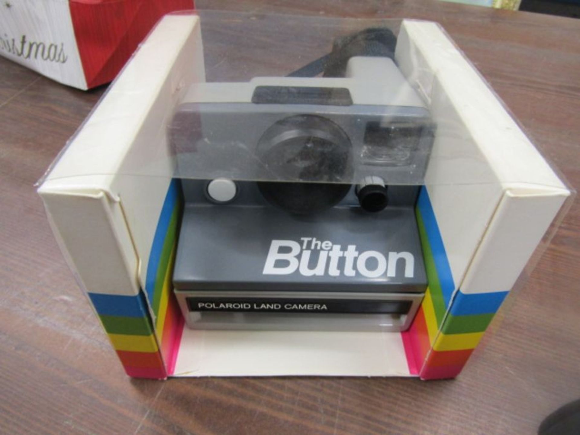 Collection of camera's- Nikon TW zoom, Polaroid land camera 'The Button', Halina Paulette - Image 2 of 7