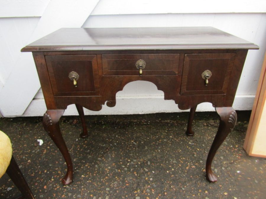 Victorian lowboy with stool - Image 2 of 8