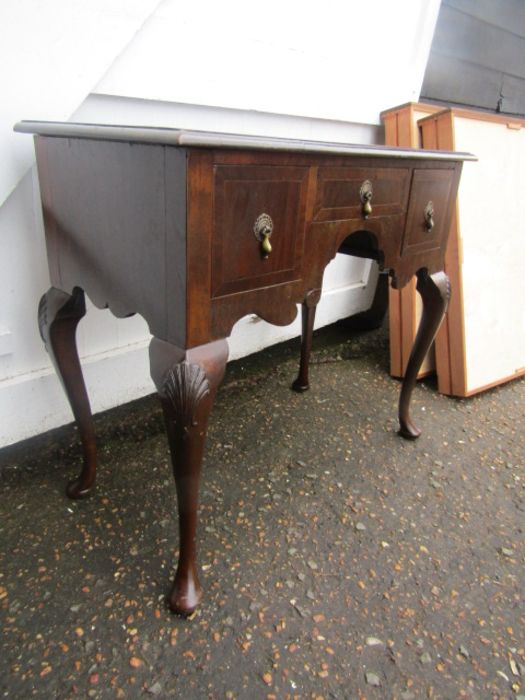 Victorian lowboy with stool - Image 4 of 8