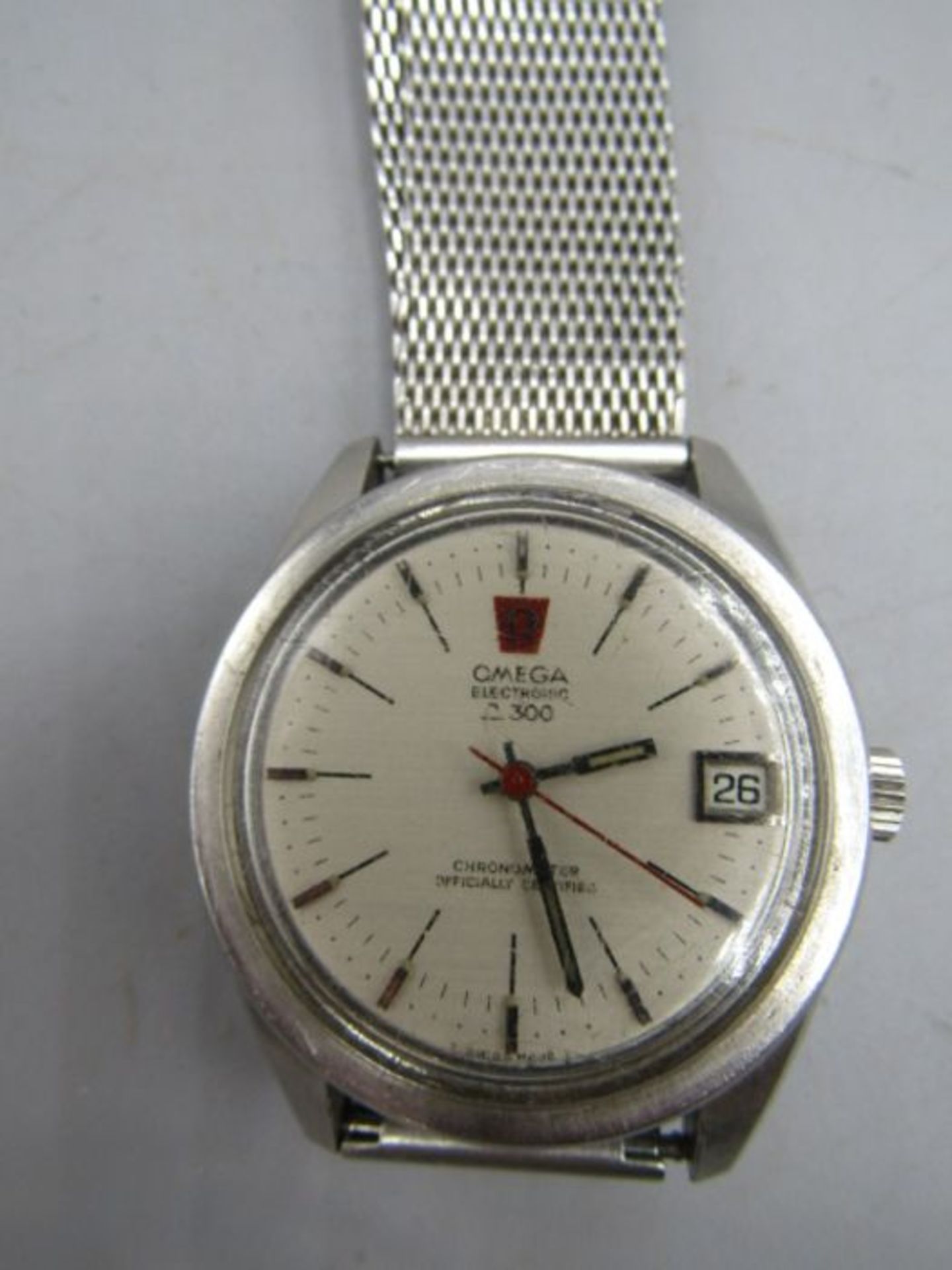 Omega - a vintage 1970s Seamaster Chronometer F300 stainless steel wristwatch, circular textured - Image 2 of 3