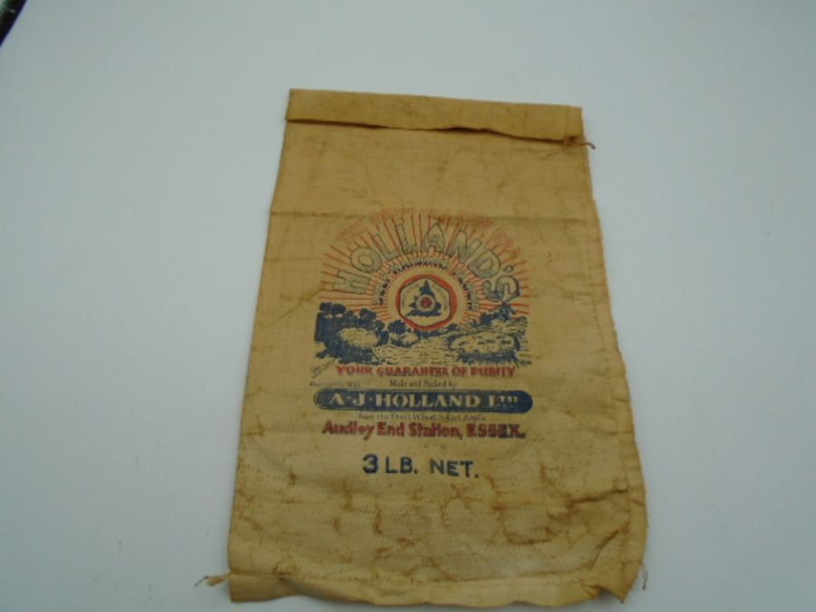 Royal ephemera - dated between 1937 - 1981, to include a ERII Coronation mug (1953) in a vintage - Image 3 of 7