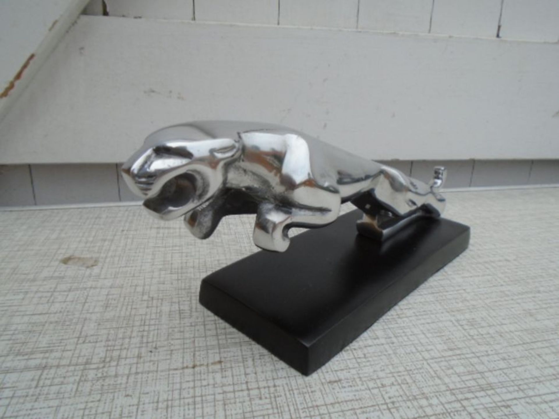 Jaguar mascot polished aluminium - Image 3 of 3