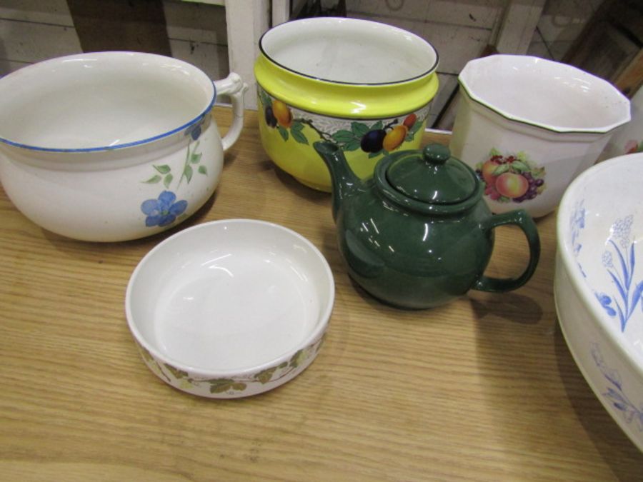 Large bowl, jug, plant pots and teapot etc - Image 5 of 5