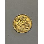 George V 1914 gold half sovereign.4grams