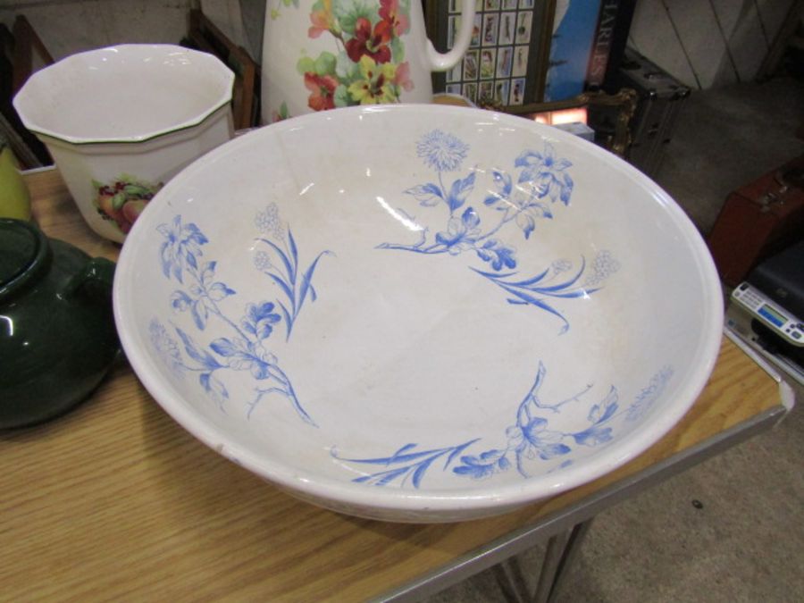 Large bowl, jug, plant pots and teapot etc - Image 3 of 5