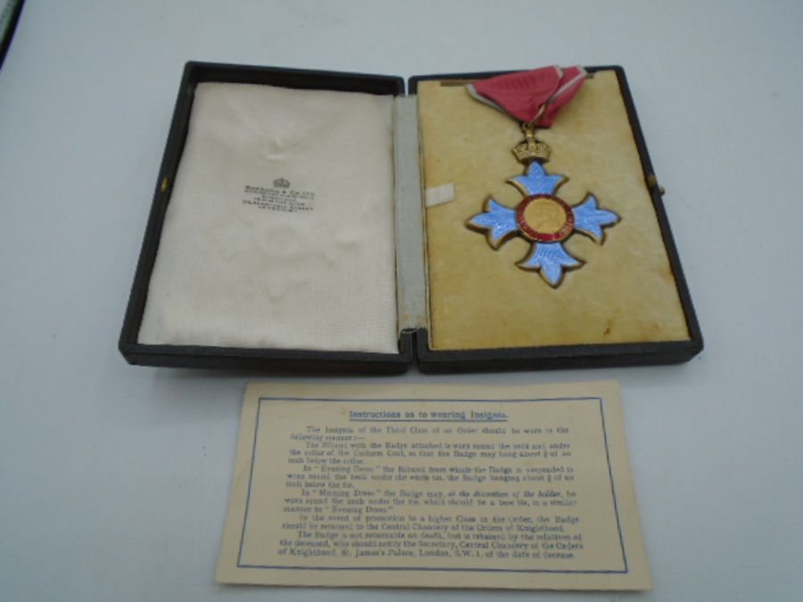 CBE Commander of the Order of the British Empire Medal awarded to Dr T J Drakeley, former - Image 2 of 16