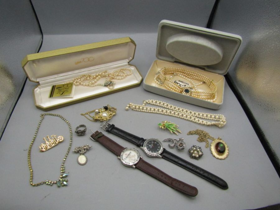 Costume jewellery and watches