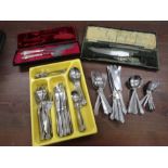 Viners cutlery (2 sets) and 2 boxed carving sets