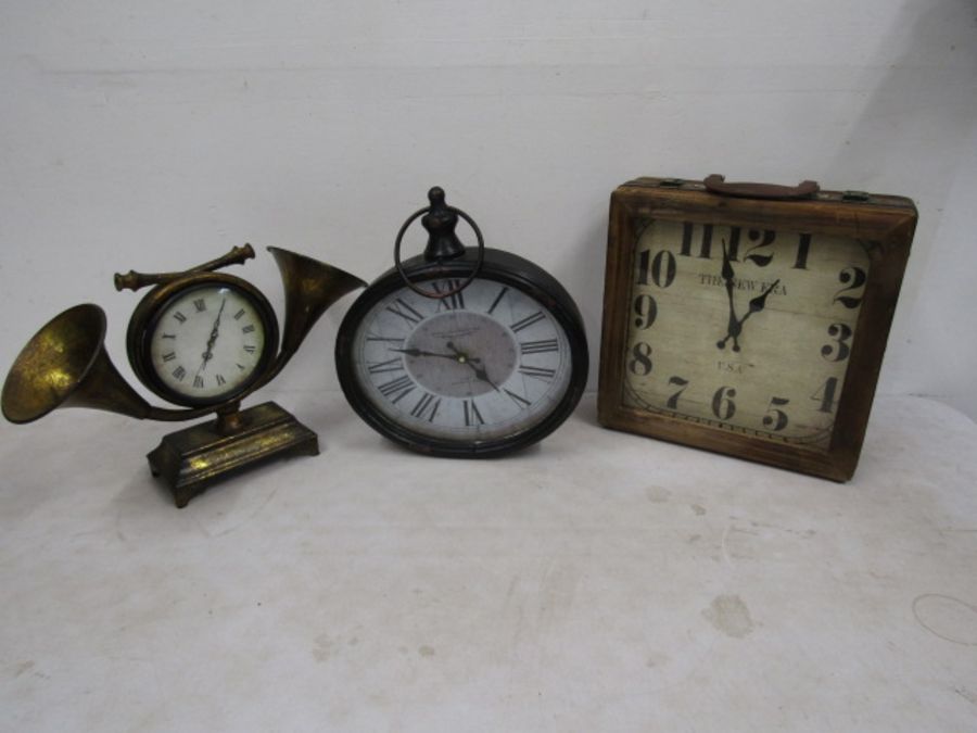 3 novelty clocks