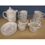 Poole pottery 'springtime' tea set for 6