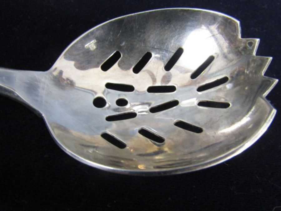 Christofle's of Paris silver plated ice cube scoop (chunky model 1950s) and Silver topped sifter and - Image 7 of 10