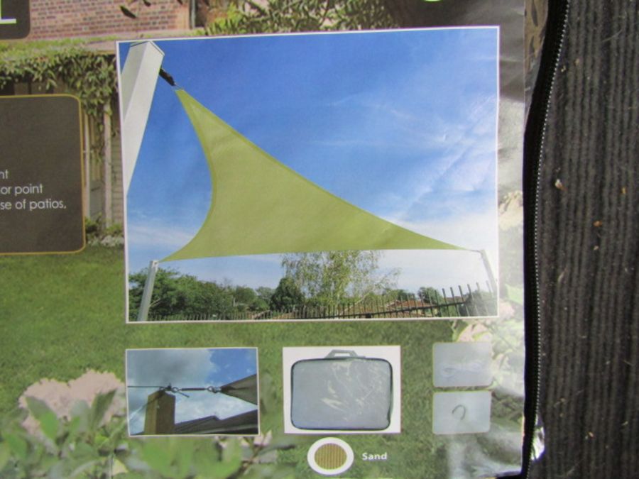 Unused shade sail in bag 3.6M X 3.6M X 3.6M triangle - Image 2 of 3
