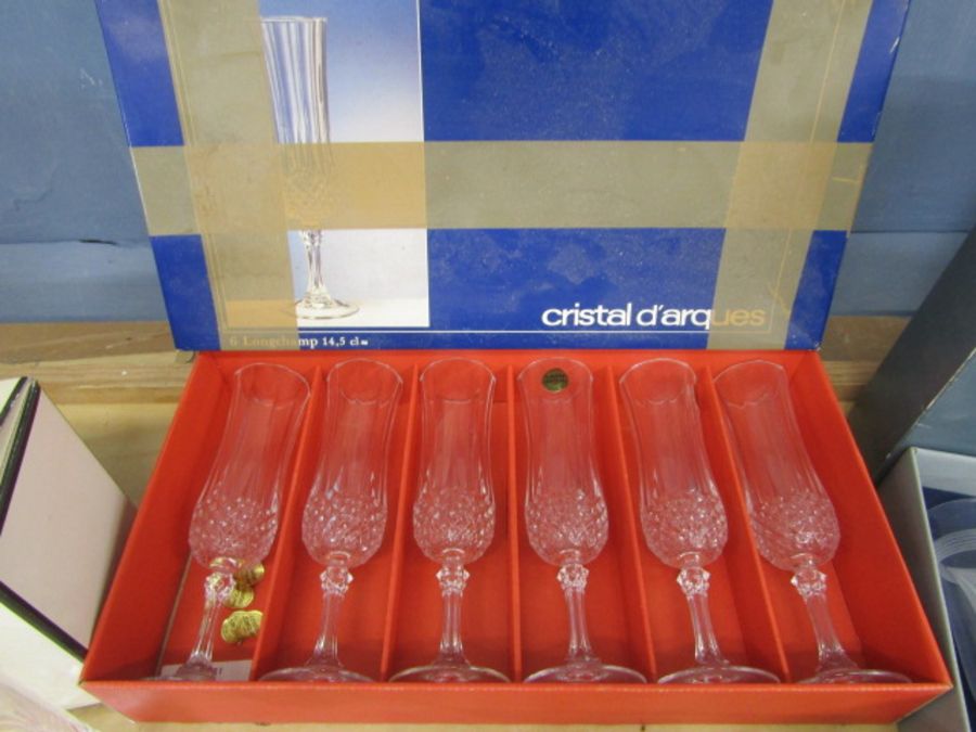 Boxed crystal glasses, ship in bottle and glass vases etc - Image 2 of 9