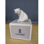 Lladro Polar bear in box