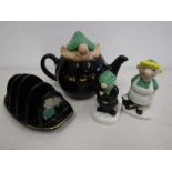 Wade Andy Capp breakfast set comprised of teapot, toast rack, s&p pots