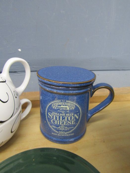 China to include Denby Stilton mug - Image 2 of 5