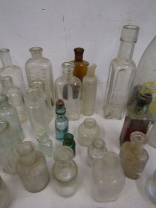 Vintage glass bottle collection inc Eiffel tower fruit juice bottle - Image 5 of 9
