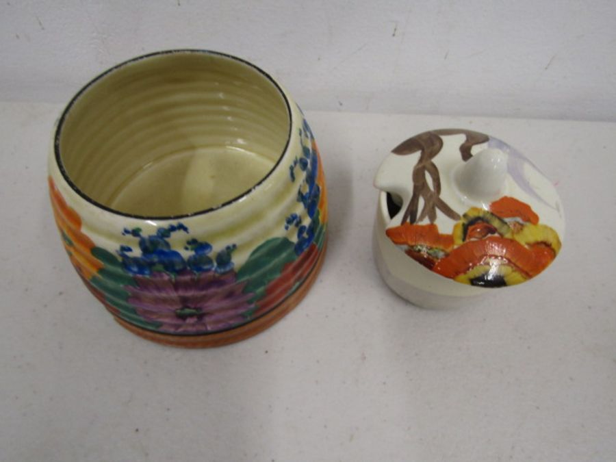 2 Clarice Cliff bizarre pottery pieces - Image 2 of 4