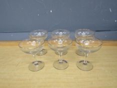 Set of 6 1950's Babycham glasses with white fawn