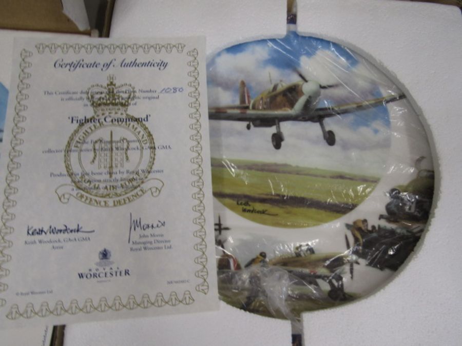 Aviation picture plates by Royal Worcester, Wedgwood plate and Coalport classic car plate - Image 4 of 8