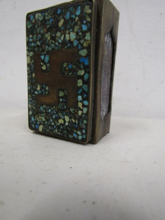 Brass hand crafted matchbox cover and silver vesta case - Image 4 of 6