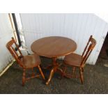 Kitchen table with 2 chairs