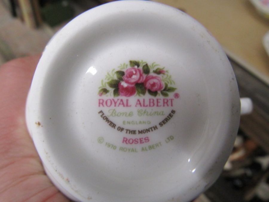 China to include Poole, Royal Albert and Royal Doulton etc - Image 9 of 9